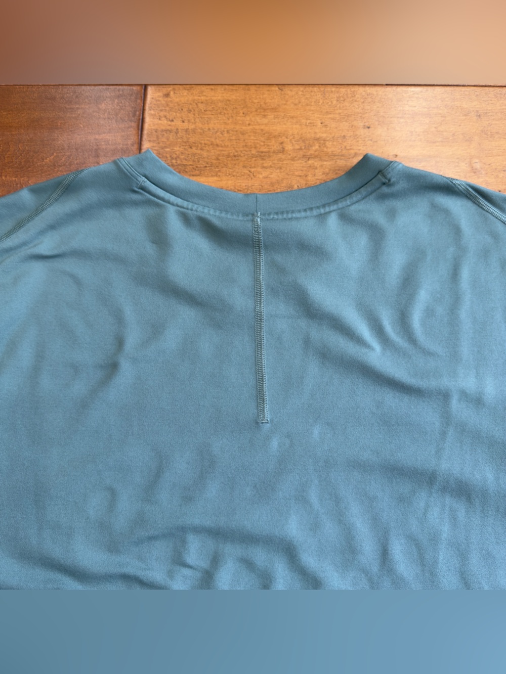 Lululemon Soft Jersey Stretch Performance Short Sleeve Turquoise size L - Picture 5 of 10